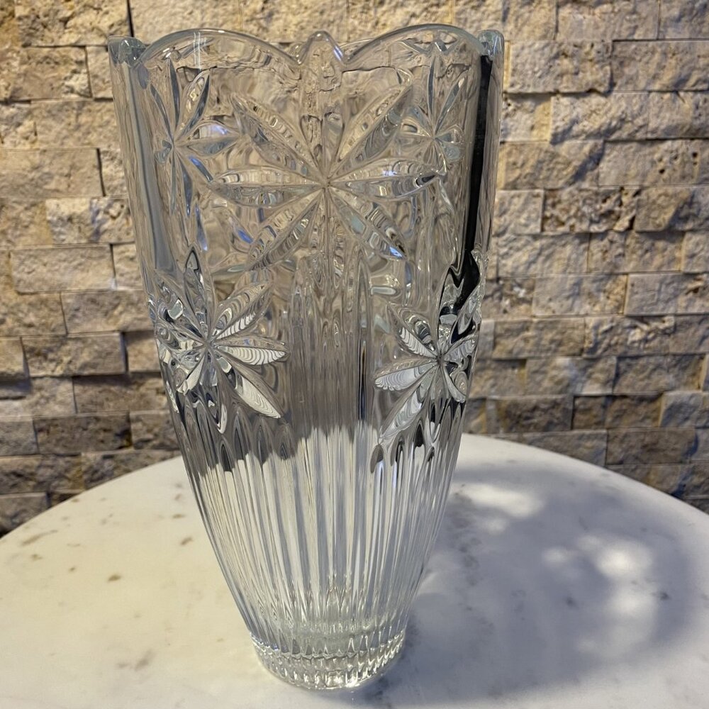 Bohemia Crystal Perseus Barrel Vase